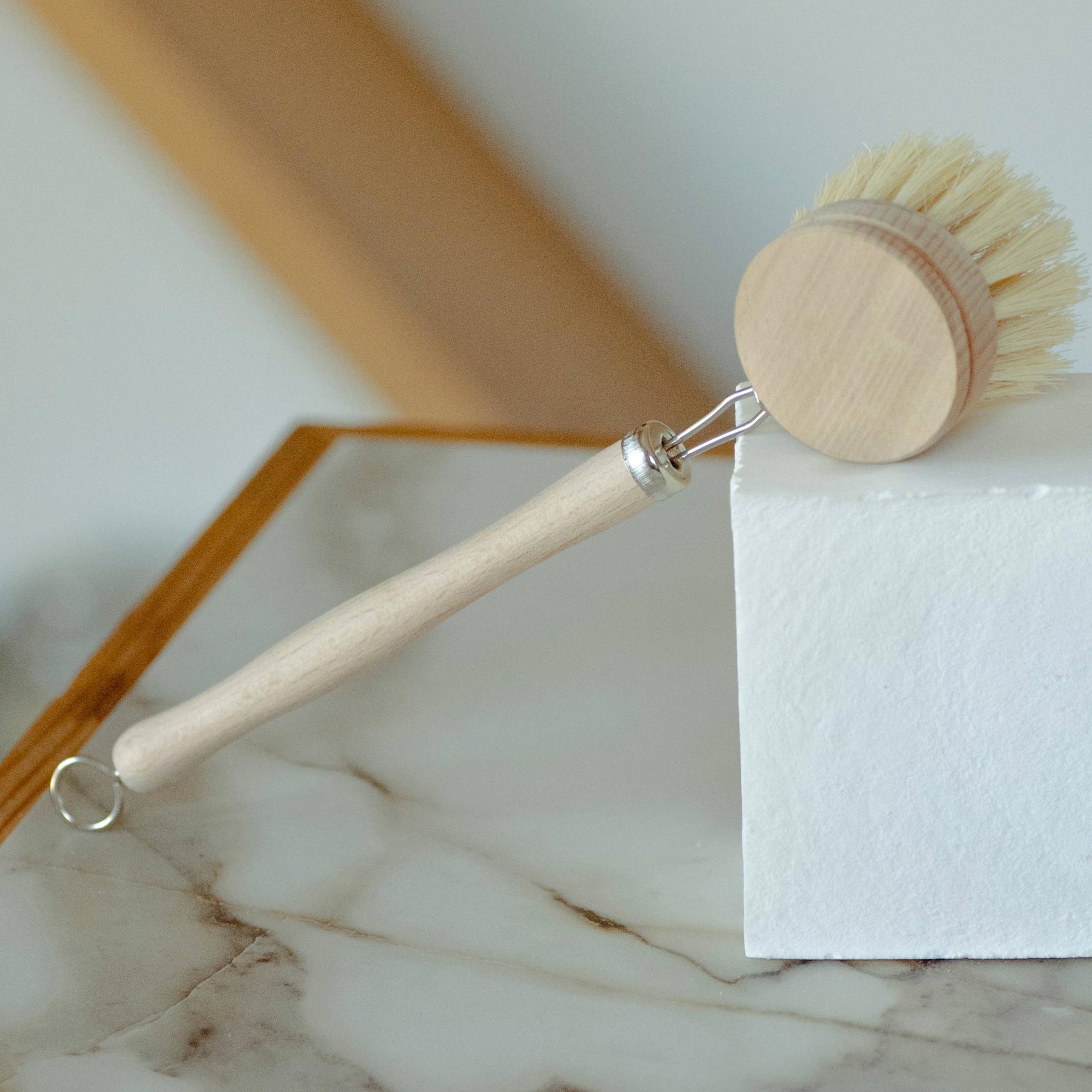 Casa Agave™ Long Handle Dish Brush